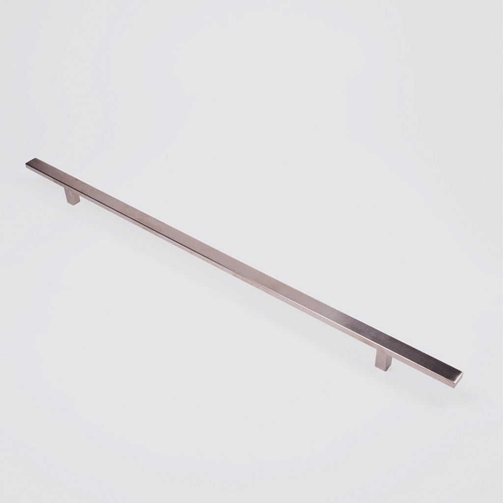 AHI Door Pull 444